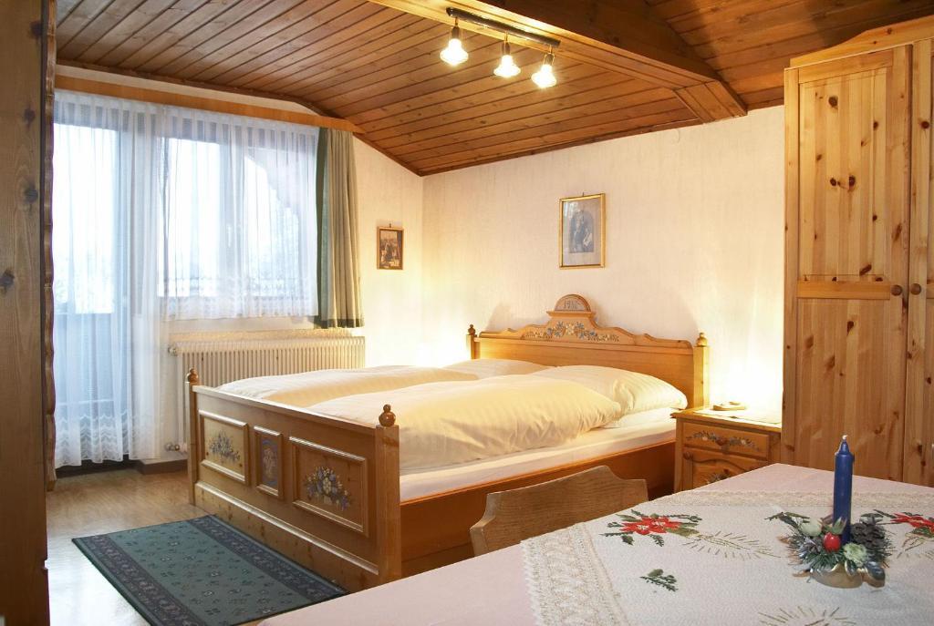 Gasthof Pension St. Wolfgang Kirchberg am Wechsel Room photo